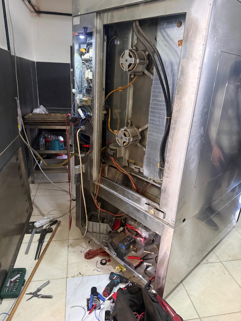 Döner fırın motor, rezistans ve kablo grubu revizyonu